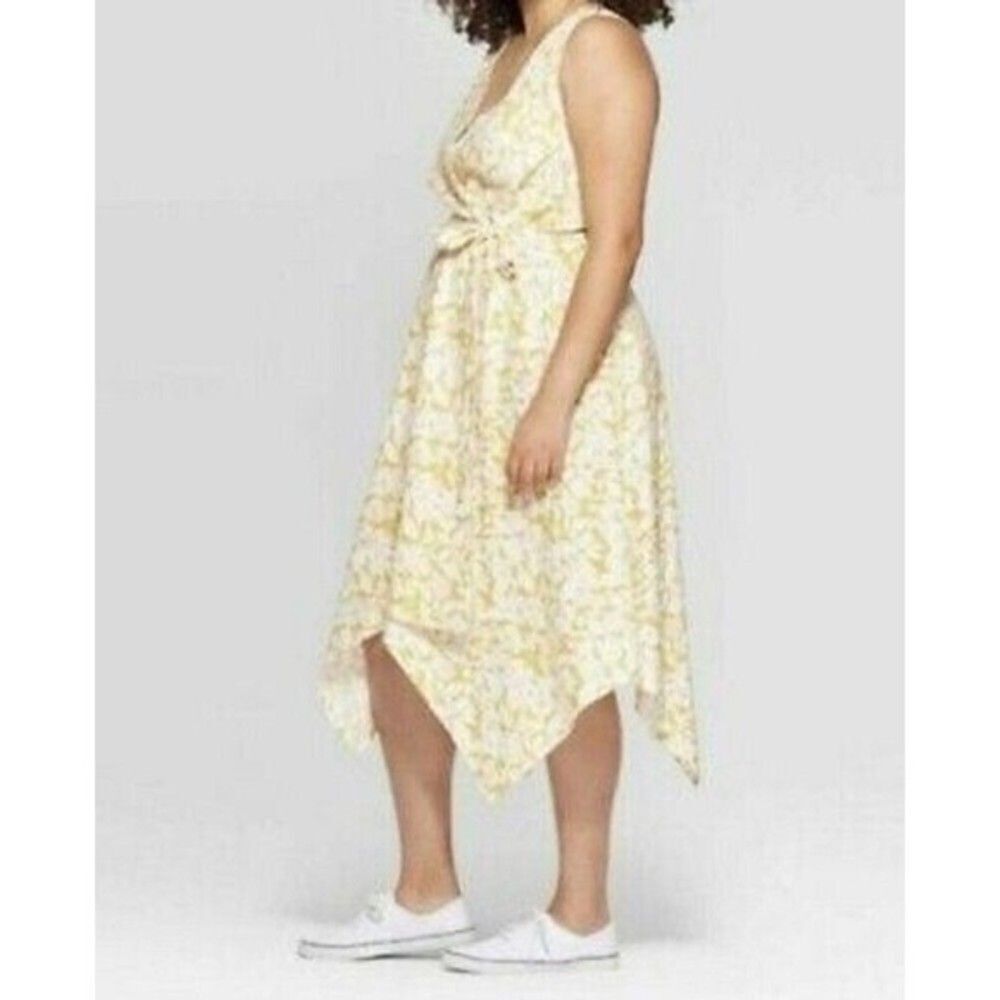 Women's Ava & Viv Floral Print Sleeveless V-Neck Wrap Dress -Mustard Yellow 4x